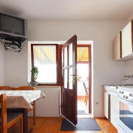 Away From 2 Apartment *